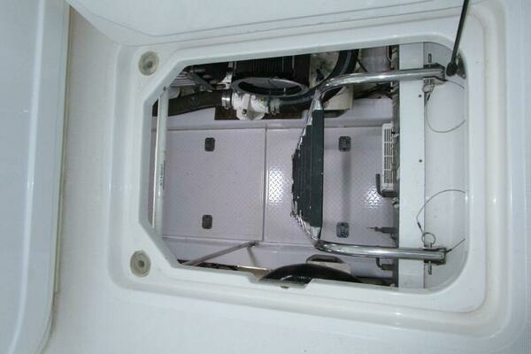 2003 Tiara Yachts 52