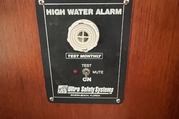 1981 Bristol 41.1cc high water alarm
