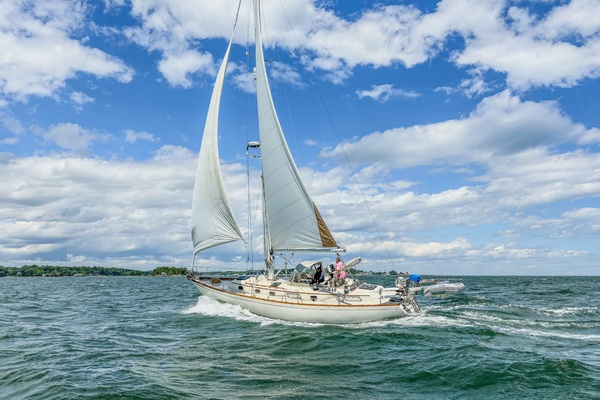 1981 Bristol 41.1cc starboard reach