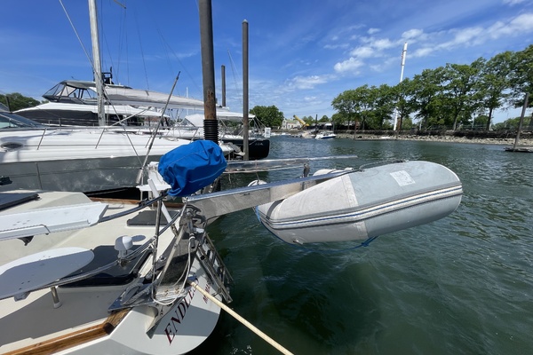1981 Bristol 41.1cc dinghy davits and dingy