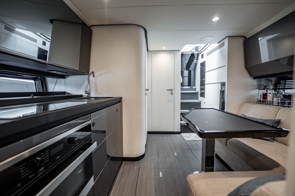 QUATTRO CAVALLI 47ft Azimut Yacht For Sale