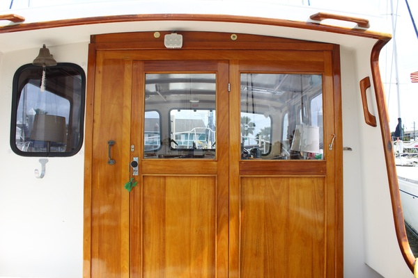 SOUTHPAW 31ft Duffy Yacht For Sale