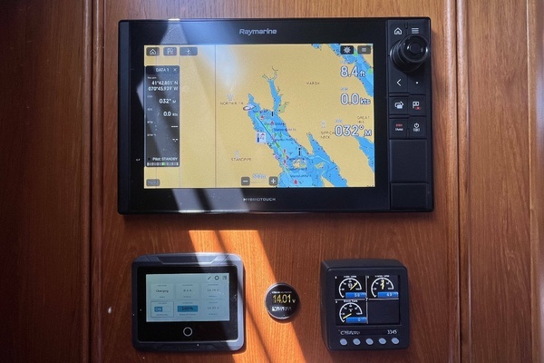 Rustler 37 Yacht For Sale
