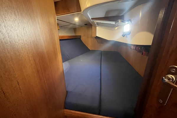 Trotter 37ft Rustler Yacht For Sale