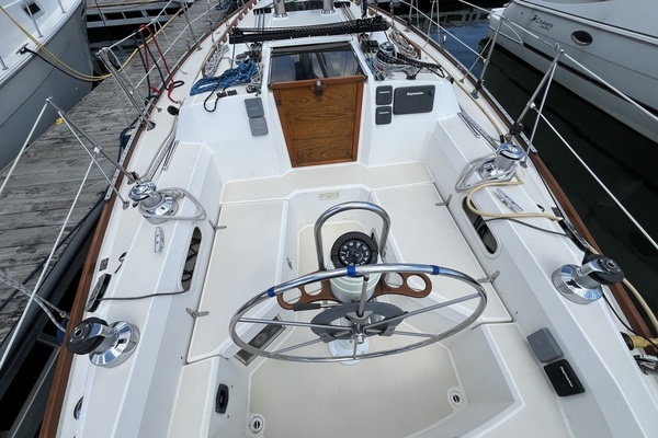 34ft Sabre Yacht For Sale