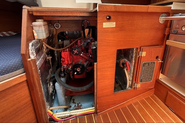 34ft Sabre Yacht For Sale