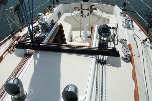 34ft Sabre Yacht For Sale