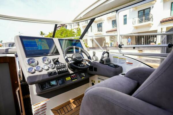 36ft Marex Yacht For Sale