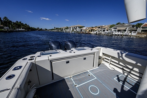 2021 Cobia 32