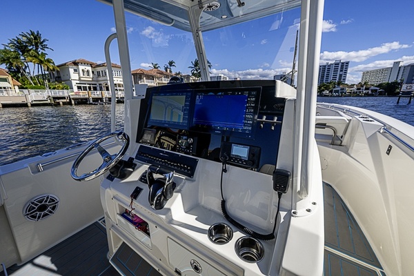 32ft Cobia Yacht For Sale