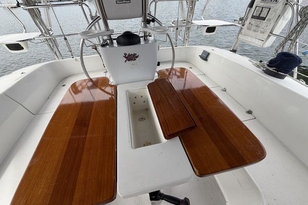 Nautilus 35ft Catalina Yacht For Sale