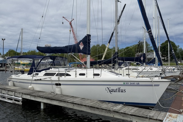 Nautilus 35ft Catalina Yacht For Sale