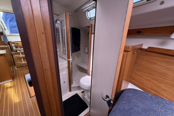 Nautilus 35ft Catalina Yacht For Sale