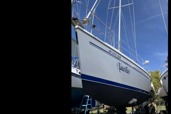 Nautilus 35ft Catalina Yacht For Sale