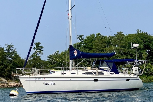 2004 Catalina Catalina 350
