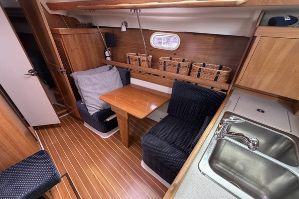Nautilus 35ft Catalina Yacht For Sale