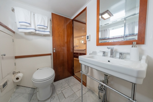 INNISFAIL 91ft Mathis Trumpy Yacht For Sale