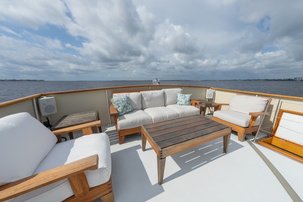 INNISFAIL 91ft Mathis Trumpy Yacht For Sale