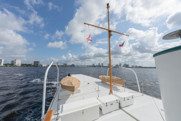 Mathis Trumpy Trumpy Fantail Yacht For Sale