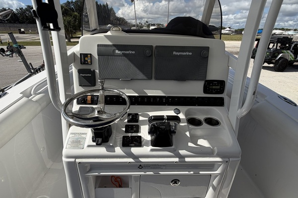 30ft Sea Hunt Yacht For Sale