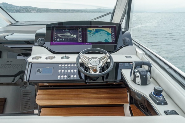 2022 Sea Ray 37