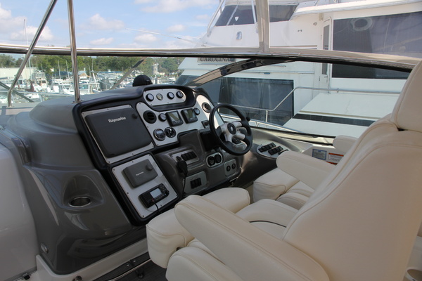 52ft Cruisers Yachts Yacht For Sale