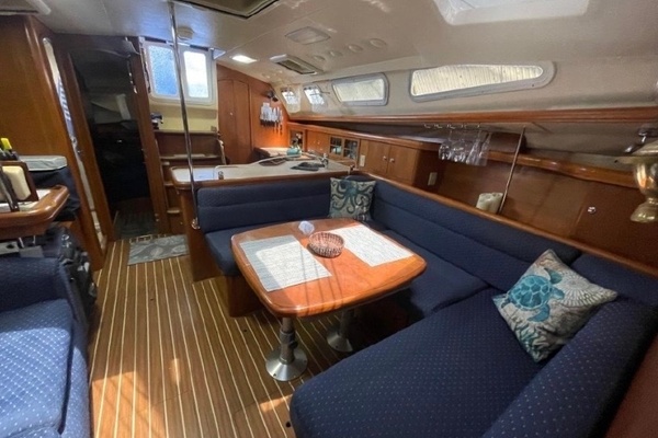 Serenity 41ft Hunter Yacht For Sale