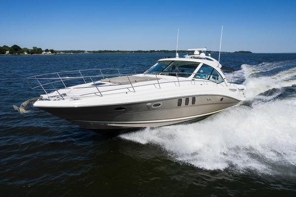 Photo of the 2005 Sea Ray 480 Motor Yacht "Last Mohican"