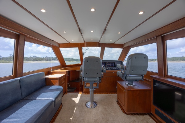 Robin Hood 43ft Jarrett Bay Yacht For Sale