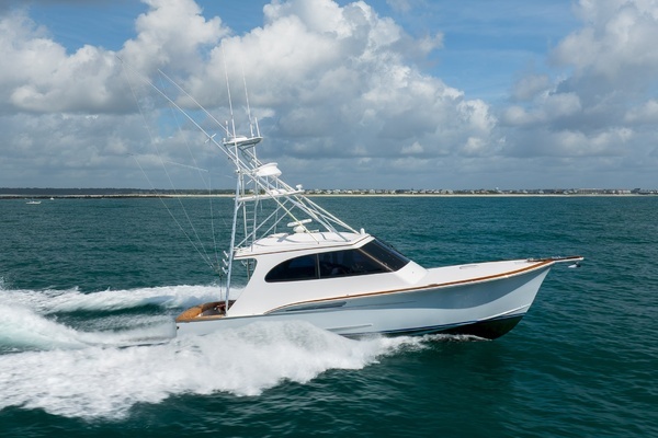 2015 Jarrett Bay 43