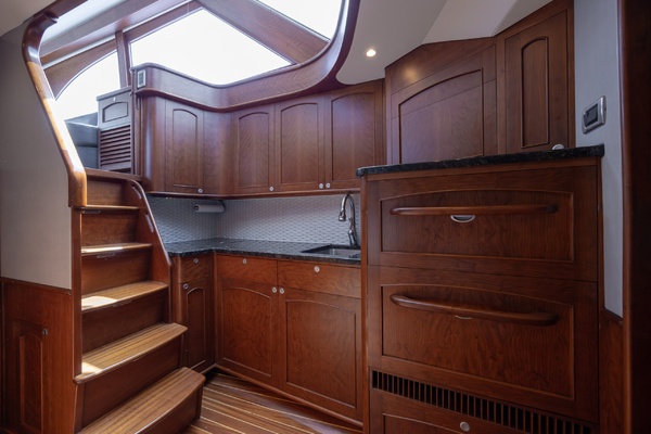 Robin Hood 43ft Jarrett Bay Yacht For Sale