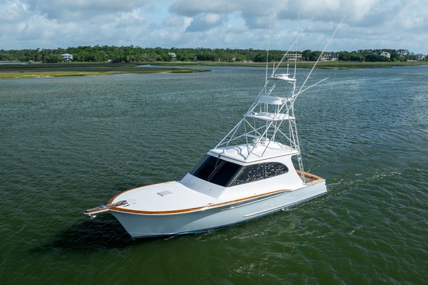 Robin Hood 43ft Jarrett Bay Yacht For Sale