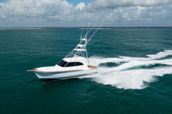 2015 Jarrett Bay 43