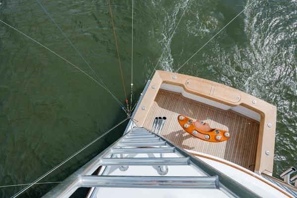 2015 Jarrett Bay 43