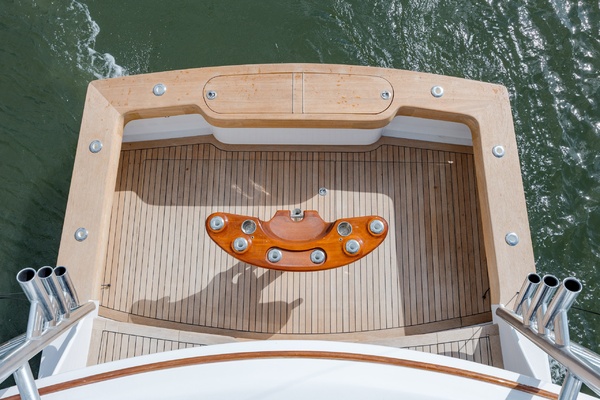 Robin Hood 43ft Jarrett Bay Yacht For Sale