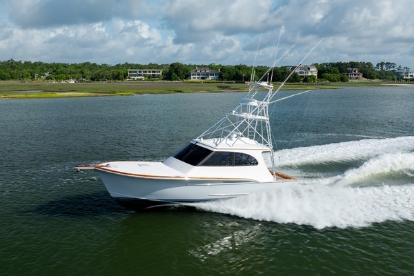 2015 Jarrett Bay 43