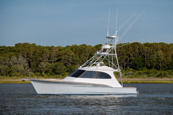 Robin Hood 43ft Jarrett Bay Yacht For Sale