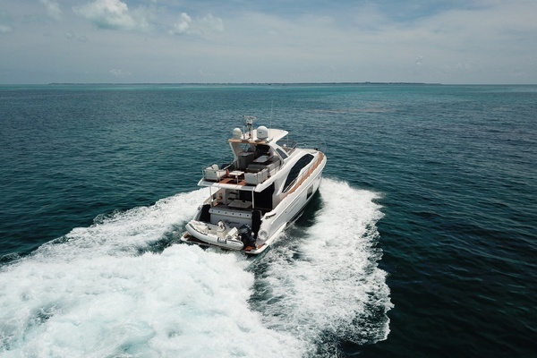 Photo of the 2021 Azimut 55 Fly