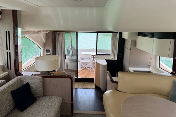 Azimut 55 Fly Yacht For Sale