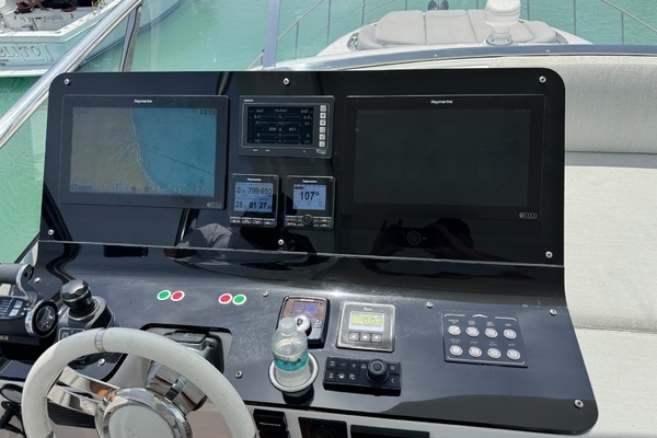 Azimut 55 Fly Yacht For Sale