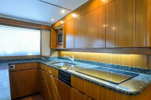 2008 Viking 60