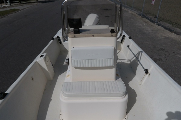 19ft May Craft Yacht For Sale