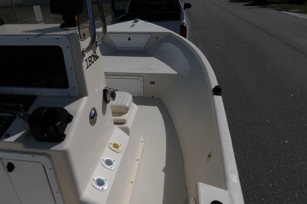 19ft May Craft Yacht For Sale