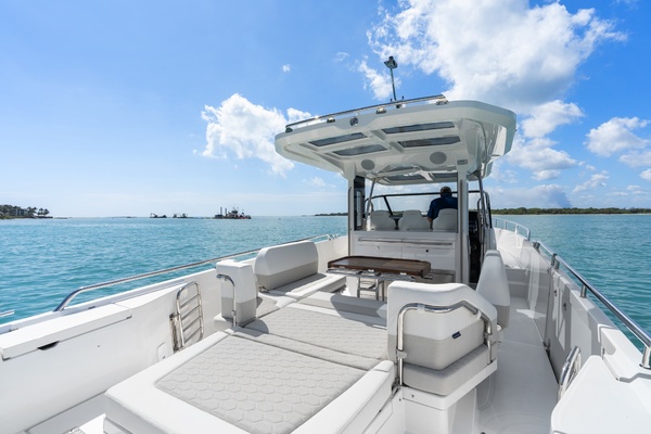 In Stock 2026 Nimbus Sport Tender 42  319 42ft Nimbus Yacht For Sale