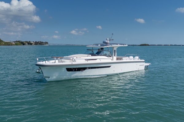 In Stock 2026 Nimbus Sport Tender 42  319 42ft Nimbus Yacht For Sale