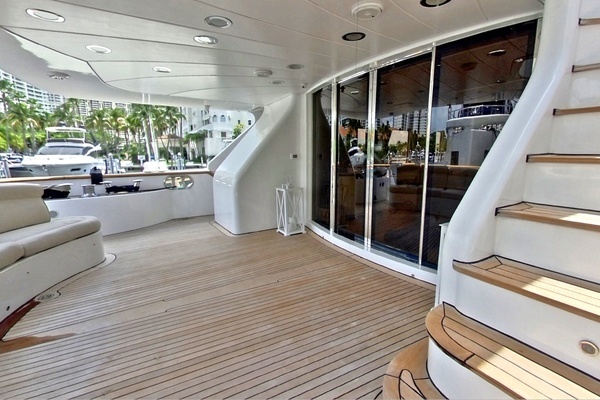 2003 Benetti 115