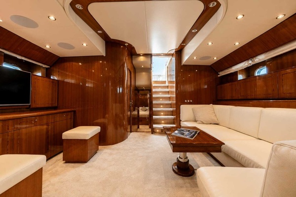 M Y Nilthalou 75ft Arno Leopard