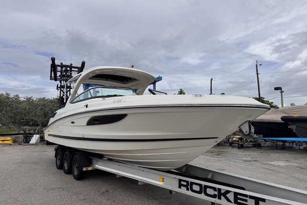 35ft Sea Ray Yacht For Sale