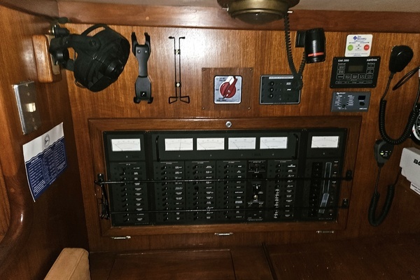 Bristol 56.6 Yacht For Sale
