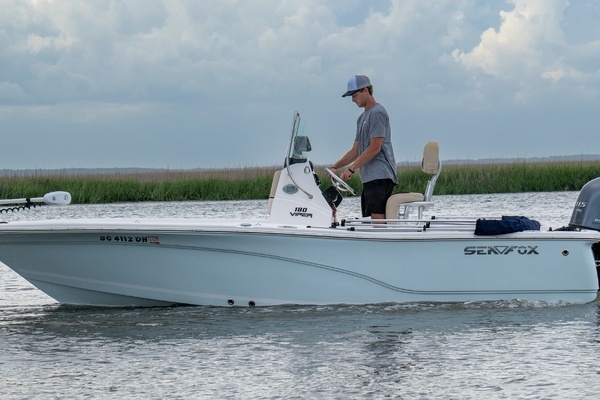 2017 Sea Fox 18